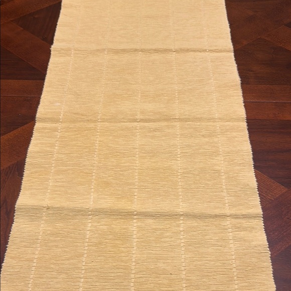 Source Unknown Yellow Table Runner - Picture 8 of 10